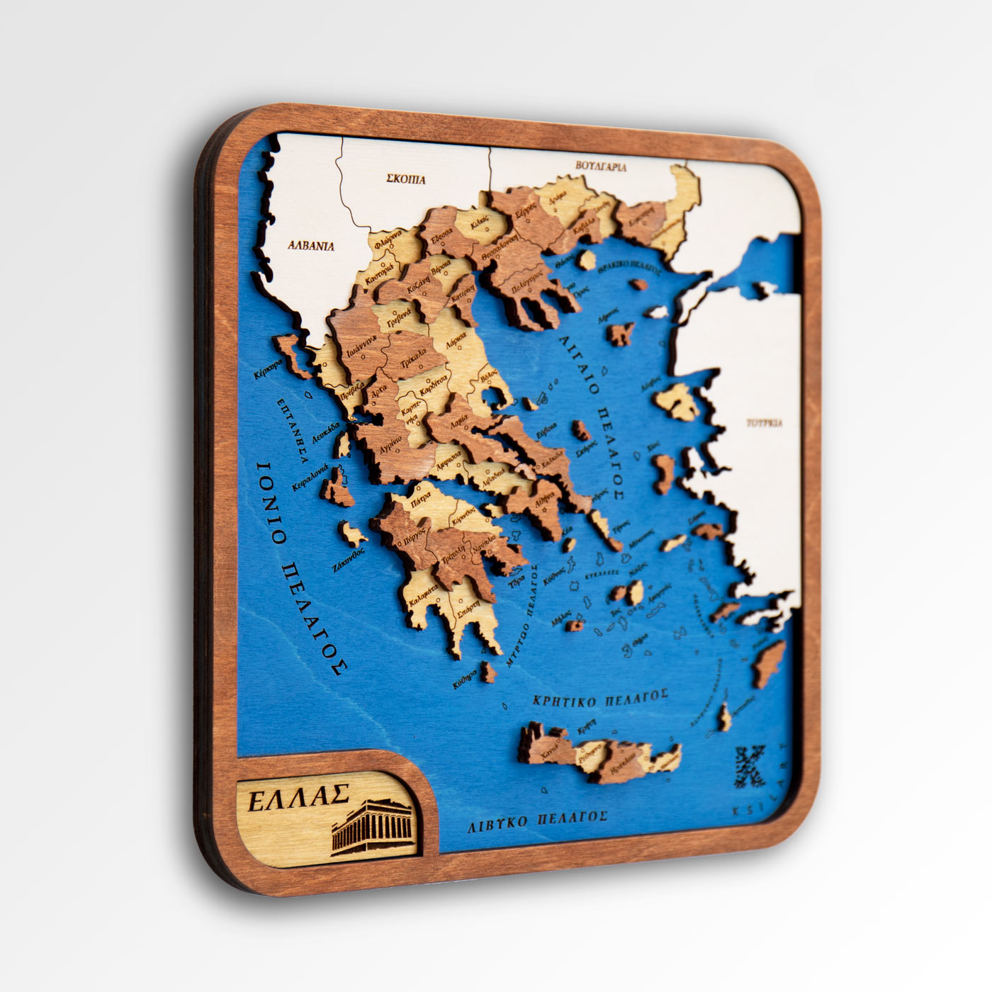 Ξύλινος μίνι χάρτης της Ελλάδας. Διακόσμηση τοίχου. Ξύλινοι μίνι χάρτες χωρών από την Ksilart. Χρώμα Classic